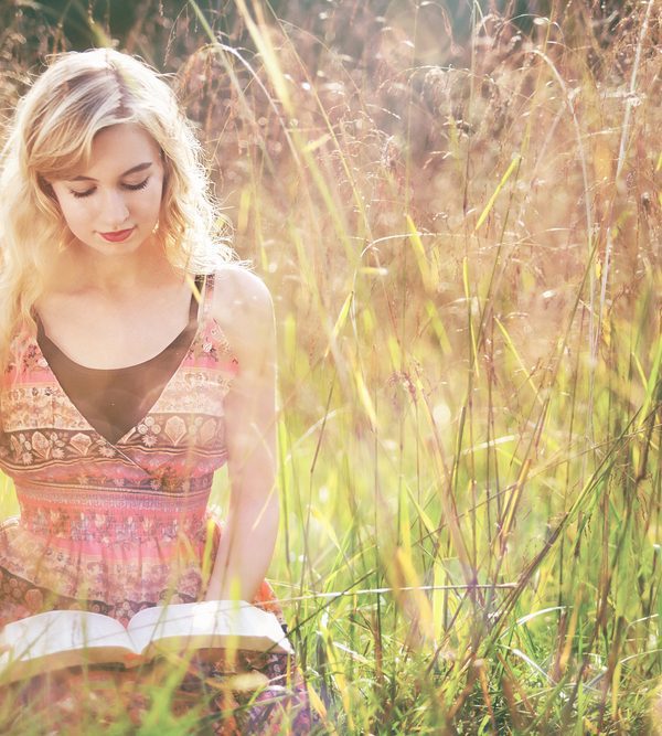 Want a Deeper Walk With Jesus? Start by Abiding in Him (12 Verses)